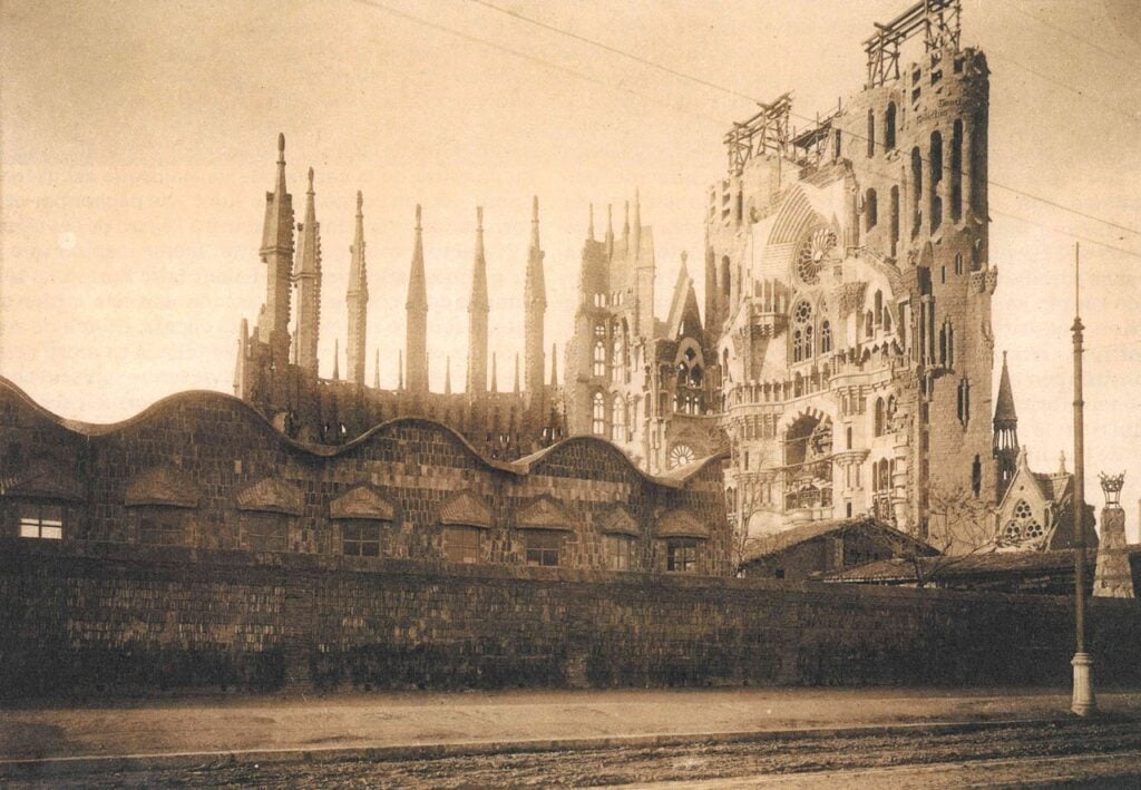 Sagrada Familia, foto d'epoca