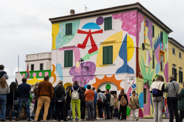 Il murales di Mina Hamda e Zosen Bandido a Riparbella ph Leonardo Morfini
