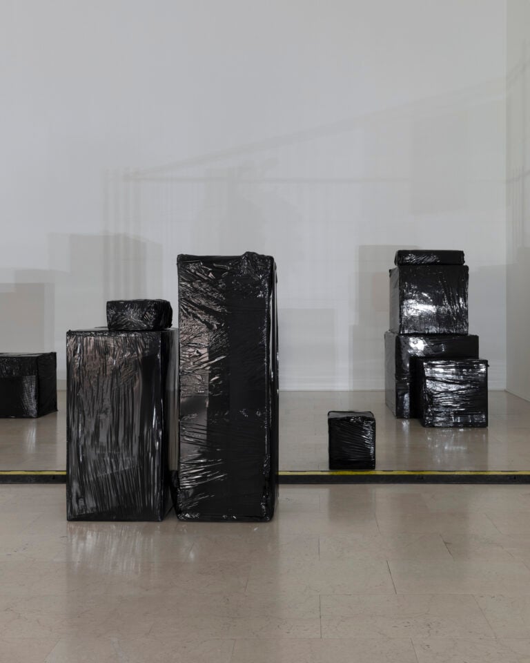 Davide Stucchi. Temporary Rooms, exhibition views. Foto Andrea Rossetti / H&eacute;ctor Chico &copy; Triennale Milano