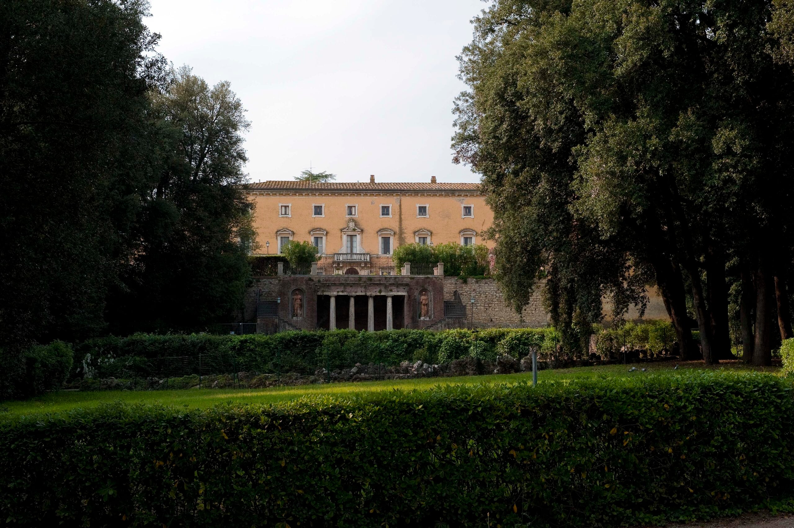 https://www.artribune.com/wp-content/uploads/2026/06/villachigicastelnuovo2-scaled.jpeg
