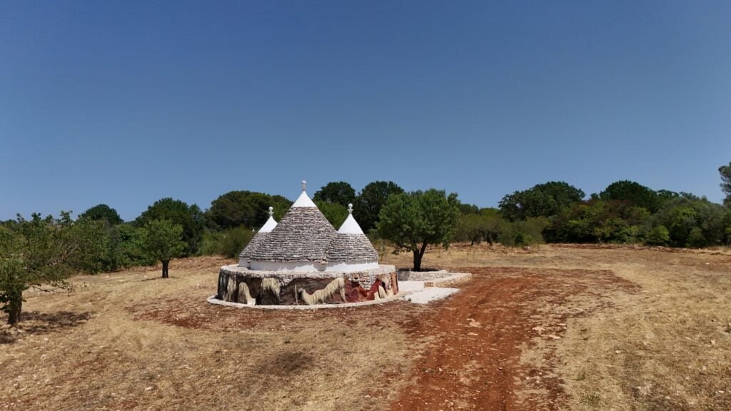 Beatriz Morales, Cosmologies of Care, Dep Art OUT, installation view, Ceglie Messapica, Puglia