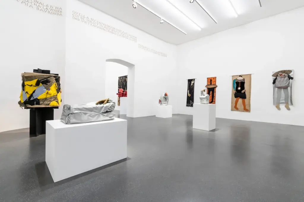 Mariuccia Secol Unraveling, Installation view, Muzeum Such, 2026. Crediti Muzeum Susch, Art Stations Foundation; ph.Federico Sette