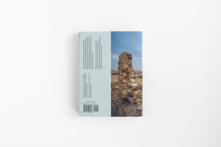 Il libro fotografico "The Erasure of Palestine"