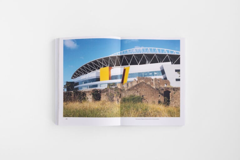Il libro fotografico "The Erasure of Palestine"