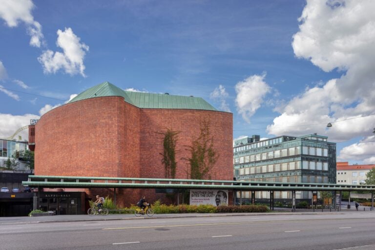 House of Culture, 1952&ndash;58. Fa&ccedil;ade. Photo Maija Holma &copy; Alvar Aalto Foundation.