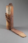  Nanni Valentini, Colonna con scale, 1985. Terracotta greificata, cm 93 x 92 x 30. Courtesy Collezione Alessandro Mingori (Parma), La Crescentina, Fubine (AL)