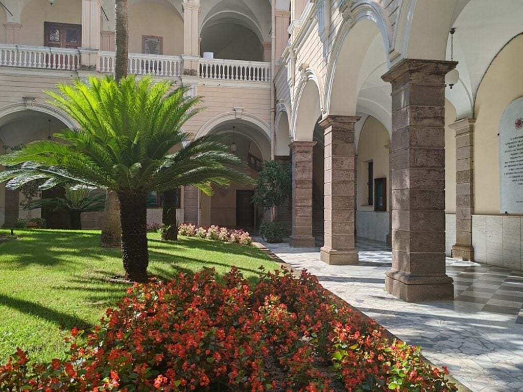 Uniss Cortile (interno)