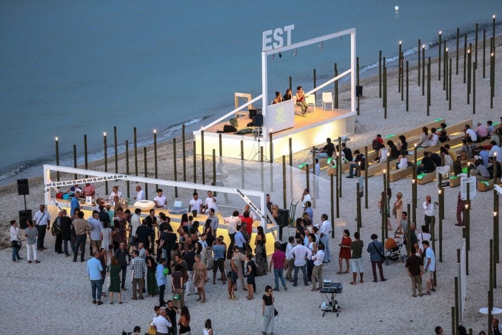Guida ai festival culturali in Italia di fine luglio 2026: ARTEPARCO, Carta Carbonia, Vox Marmoris, Jazz Open, Gran Paradiso Film, Demanio Marittimo
