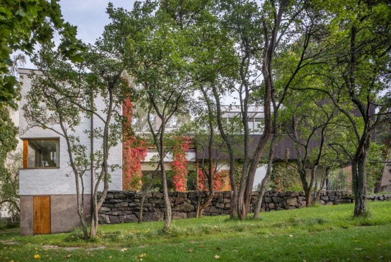 The Aalto House, 1935&ndash;36. Courtyard-side fa&ccedil;ade. Photo Maija Holma &copy; Alvar Aalto Foundation.