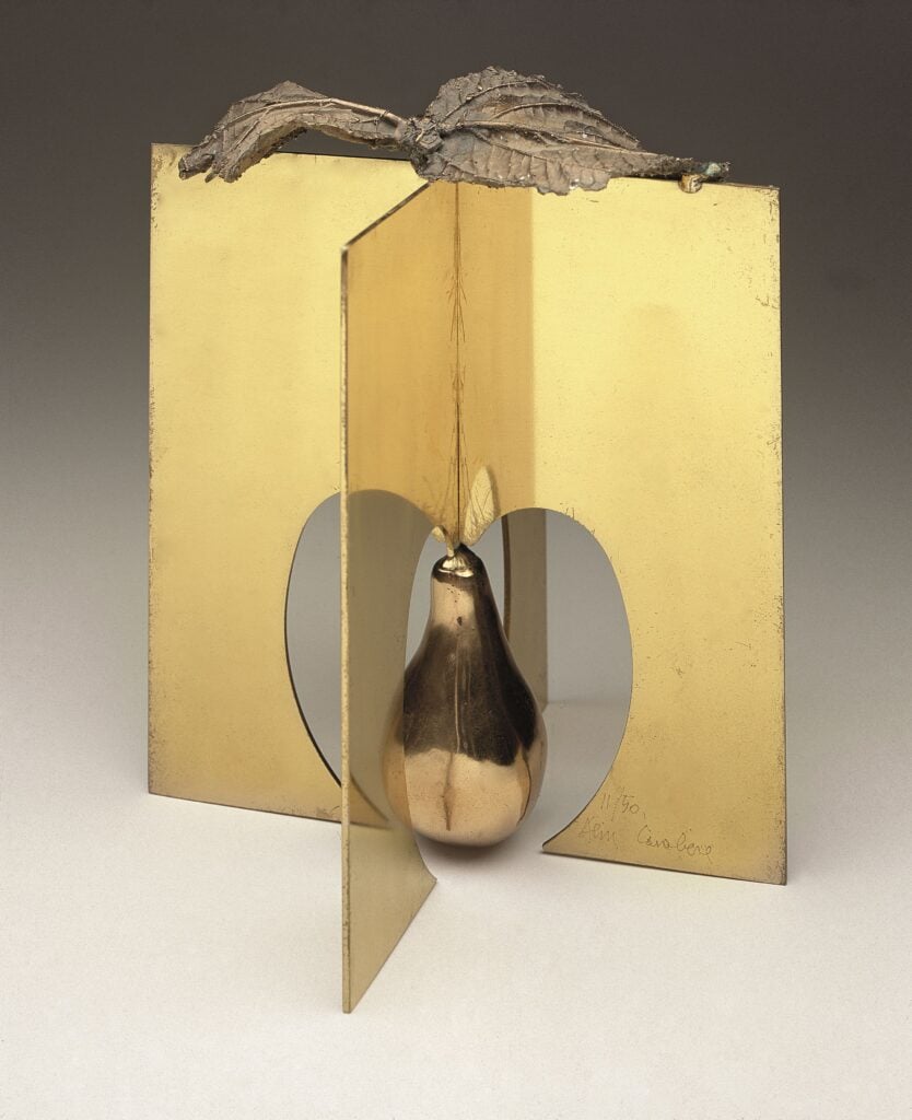 Alik Cavaliere, Natura prigioniera, 1978, Multiplo in bronzo e ottone, 50 esemplari, 22x22x22cm, Private collection, Courtesy Gió Marconi Gallery, Milan
