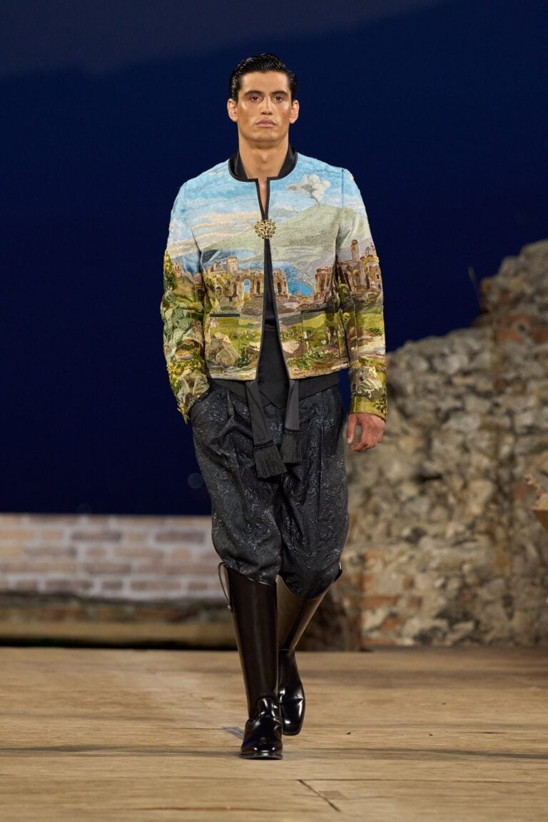 Dolce&Gabbana in Sicilia sfilano a Taormina e Giarre: abiti e gioielli come opere d&rsquo;arte