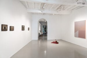 A Roma c’è una mostra ispirata al realismo magico fatta da 5 artisti contemporanei