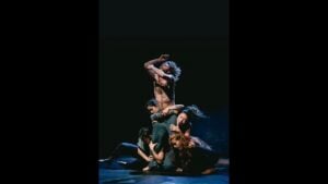 La danza contemporanea è una pratica politica. Intervista a Giovanni Di Cicco 