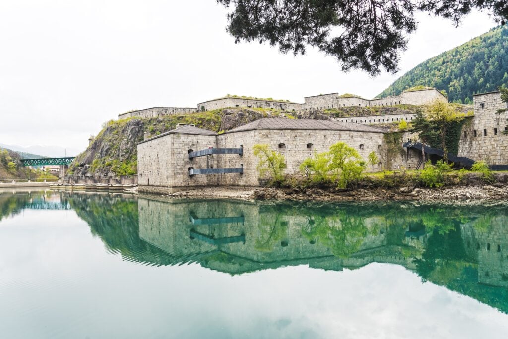 A Bolzano torna la Fort Biennale: artisti locali e internazionali riflettono sul presente  