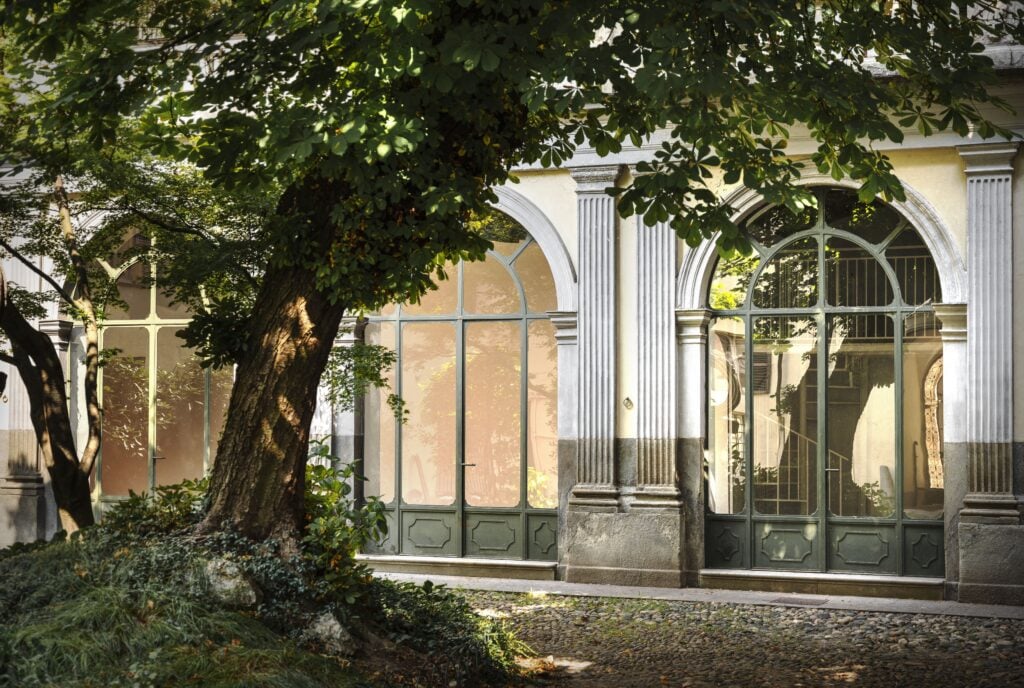 A Torino un palazzo storico è diventato spontaneamente un polo per l’arte e la cultura contemporanea