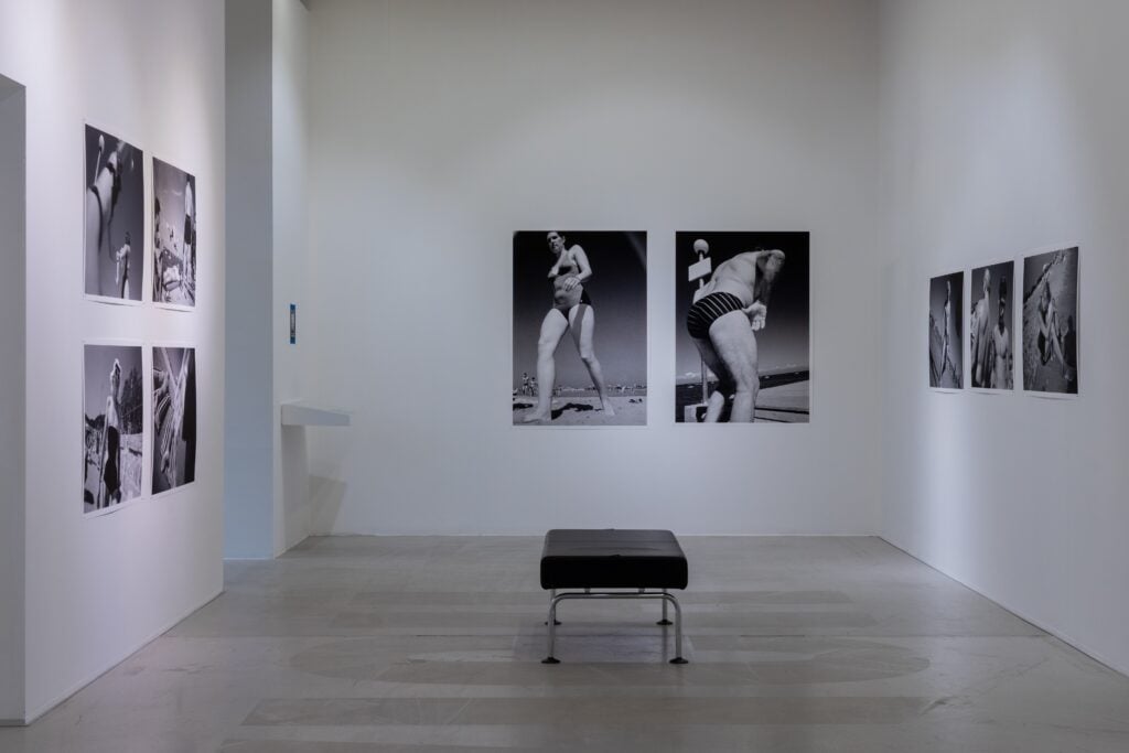 Ila Bêka, Fotoni, installation view, Magazzino delle Idee, Trieste, 2026. Photo Camilla Bach