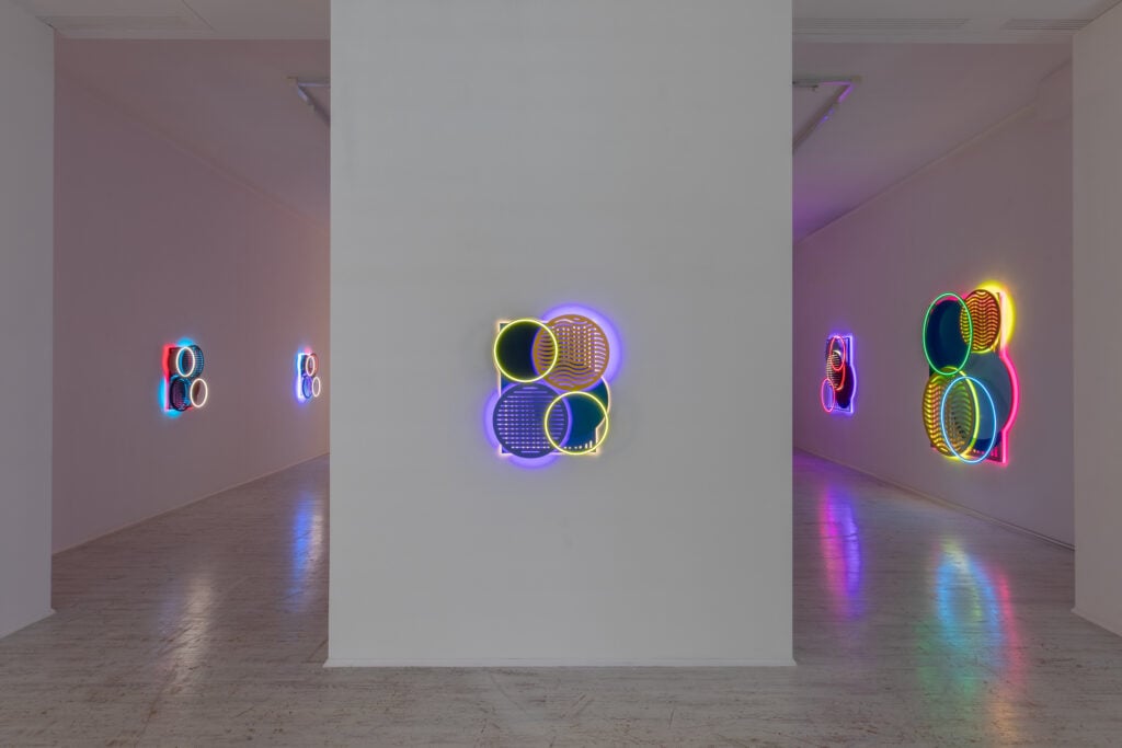 Lo spazio instabile dell’artista Erik Saglia è in mostra a Bergamo