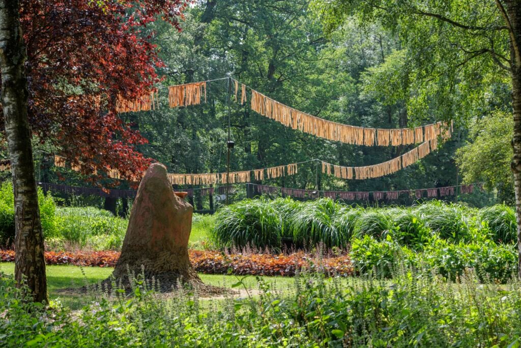 In Olanda c’è uno storico festival che trasforma un parco in museo a cielo aperto