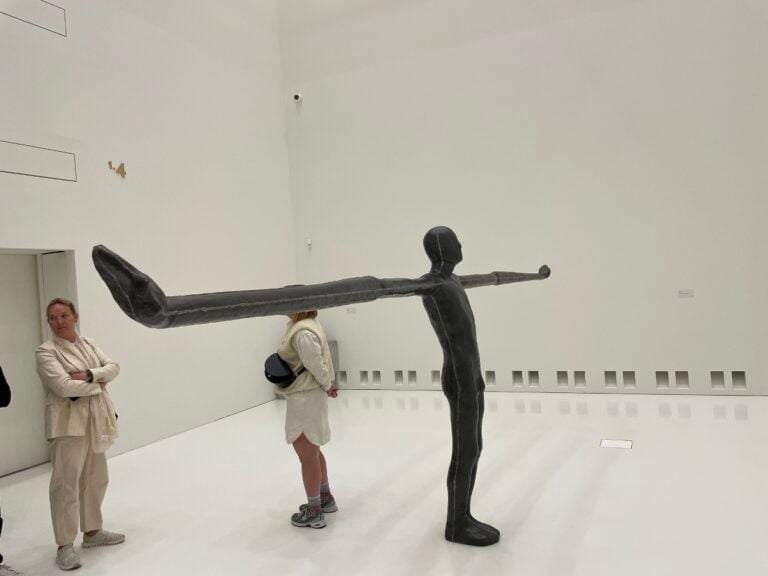 La mostra &ldquo;Geestgrond&rdquo; di Antony Gormley al KMSKA di Anversa, photo Claudia Giraud