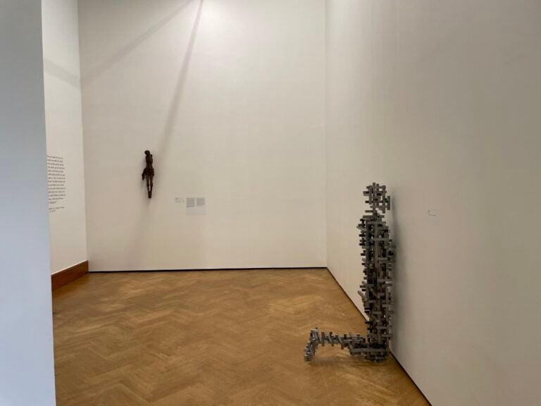 La mostra &ldquo;Geestgrond&rdquo; di Antony Gormley al KMSKA di Anversa, photo Claudia Giraud