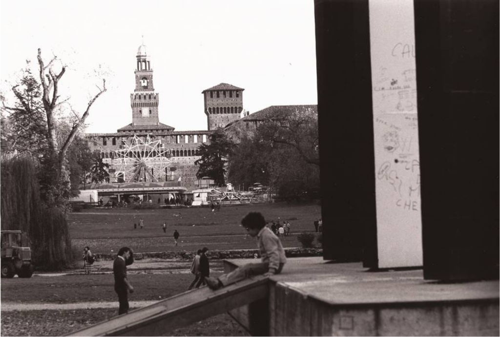Quella volta che un’opera di Burri fu smantellata (e i cittadini di Milano decisero di ricostruirla) 