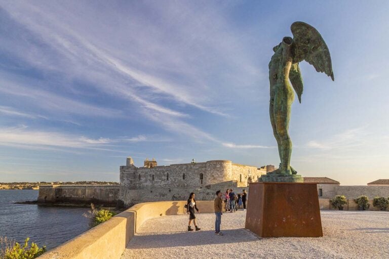 Mitoraj a Siracusa, Castello Maniace