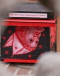 A Perugia &egrave; scoppiata una polemica politica per un murale disegnato su un&rsquo;edicola. L'intervista
