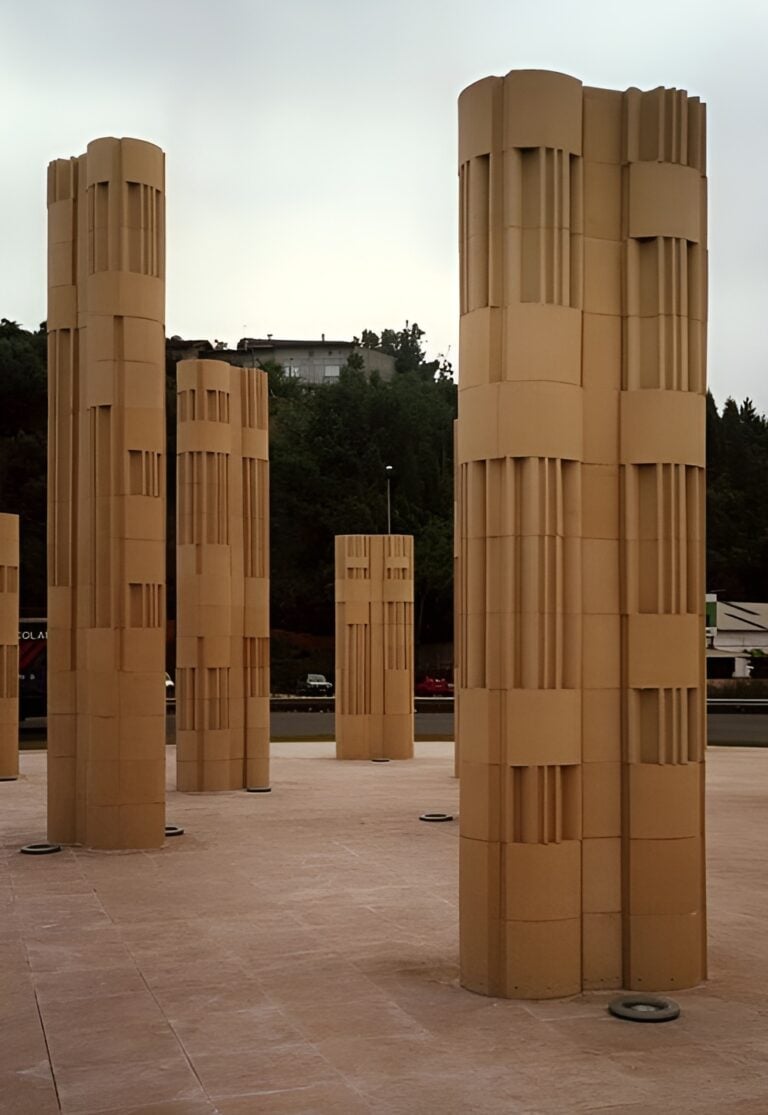 Nino Caruso, La Rotunda, 2000, Coimbra (Portogallo)