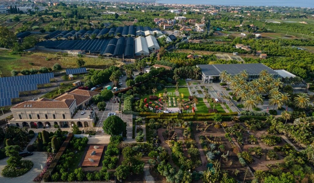 Dolce&Gabbana in Sicilia sfilano a Taormina e Giarre: abiti e gioielli come opere d&rsquo;arte