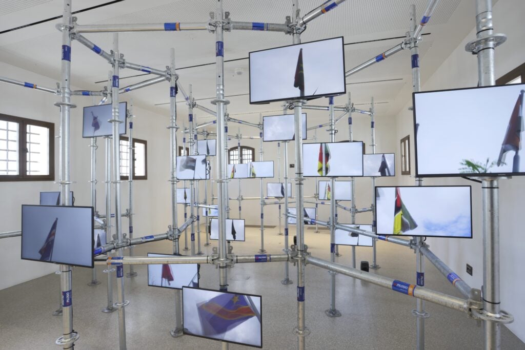 A Treviso c’è una mostra che parla di confini attraverso l’arte contemporanea