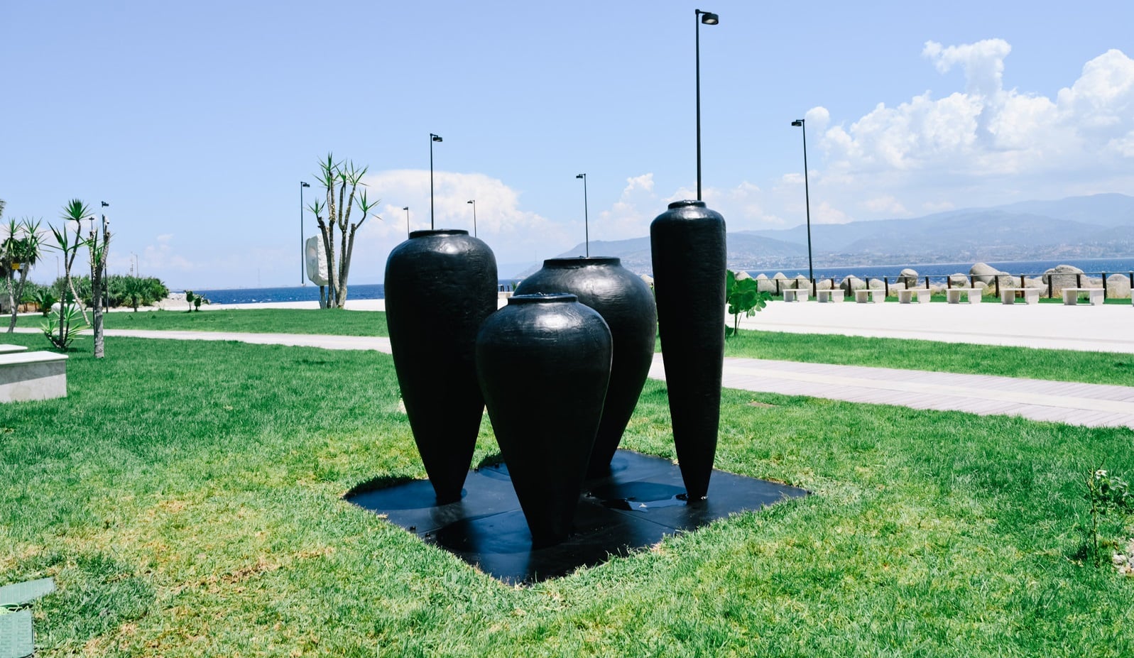 https://www.artribune.com/wp-content/uploads/2026/07/piero-pizzi-cannella-fontana-ferma-2026-nuovo-parco-urbano-di-messinacover.jpg