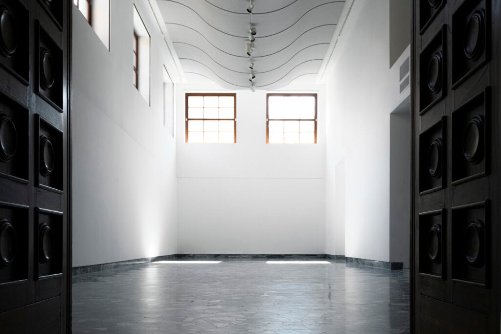 A Cremona apre un nuovo spazio per l’arte contemporanea (all’interno del Museo del Violino) 