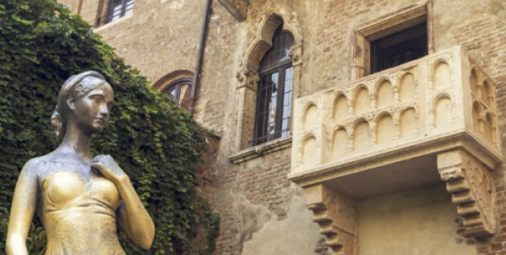 La visita alla Casa di Giulietta a Verona è un’esperienza da ripensare: lanciato un concorso di idee