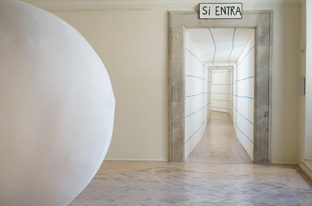 Le installazioni immersive dell’artista Adelaide Cioni a Palazzo Collicola a Spoleto. Le immagini 
