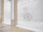 Il grande artista Tom&aacute;s Saraceno &egrave; in mostra a Monaco di Baviera: arte, ecologia e nuove cosmologie&nbsp;