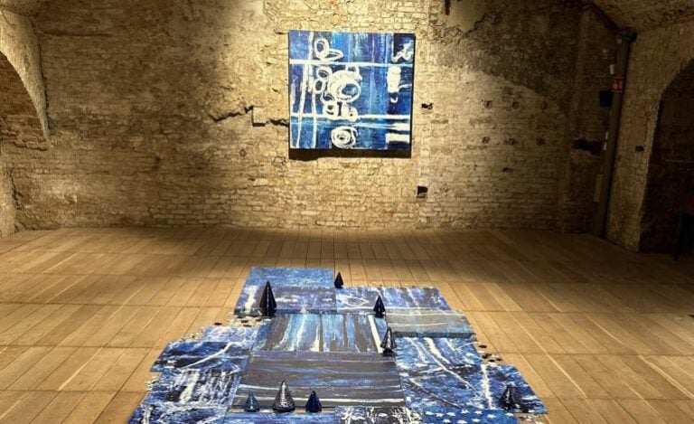 Nel blu dipinto di blu. Omaggio alla ceramica di Valter Boj (1959 &ndash; 2022), Complesso di Santa Maria della Scala, Siena