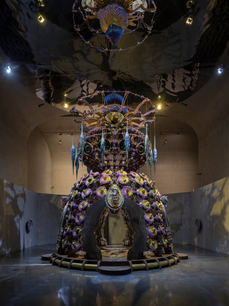 Wallace Chan, Vessels of Other Worlds. Photo Tian Fangfang