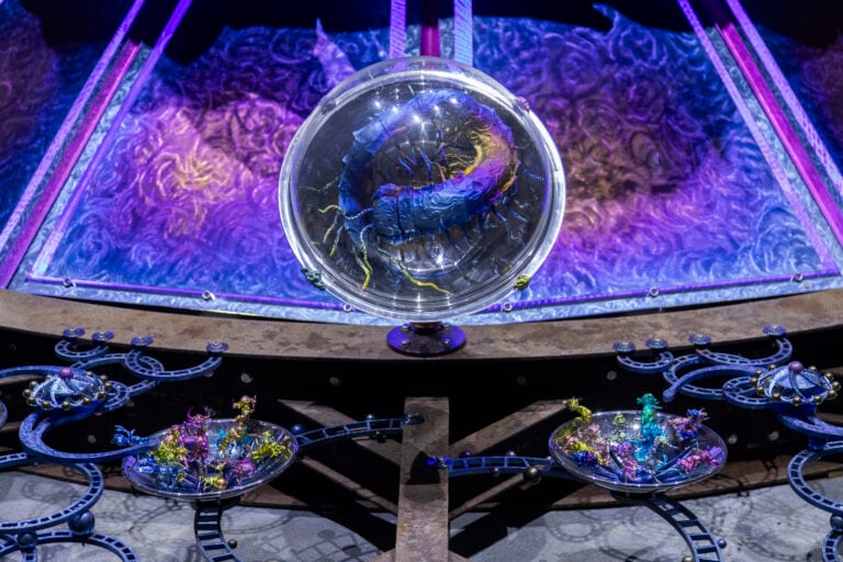 Wallace Chan, Vessels of Other Worlds, Rebirth. Photo JJYPHOTO