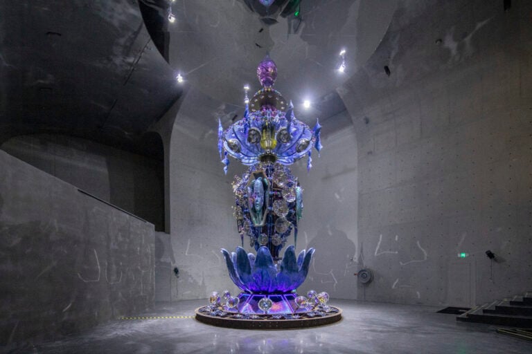 Wallace Chan, Vessels of Other Worlds, Rebirth. Photo JJYPHOTO