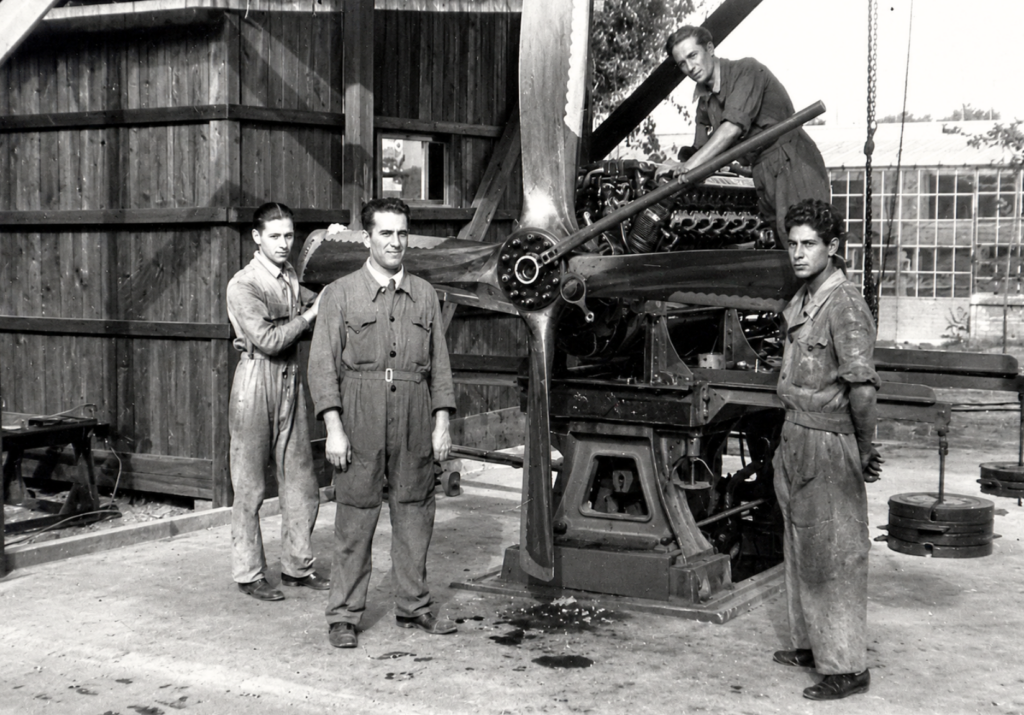 100° NICELLI Officine Aeroporto Nicelli. Archivio Famiglia Farnea