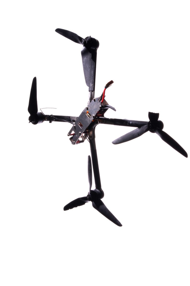 Frontline Rolls, 2025. Un drone FPV nemico