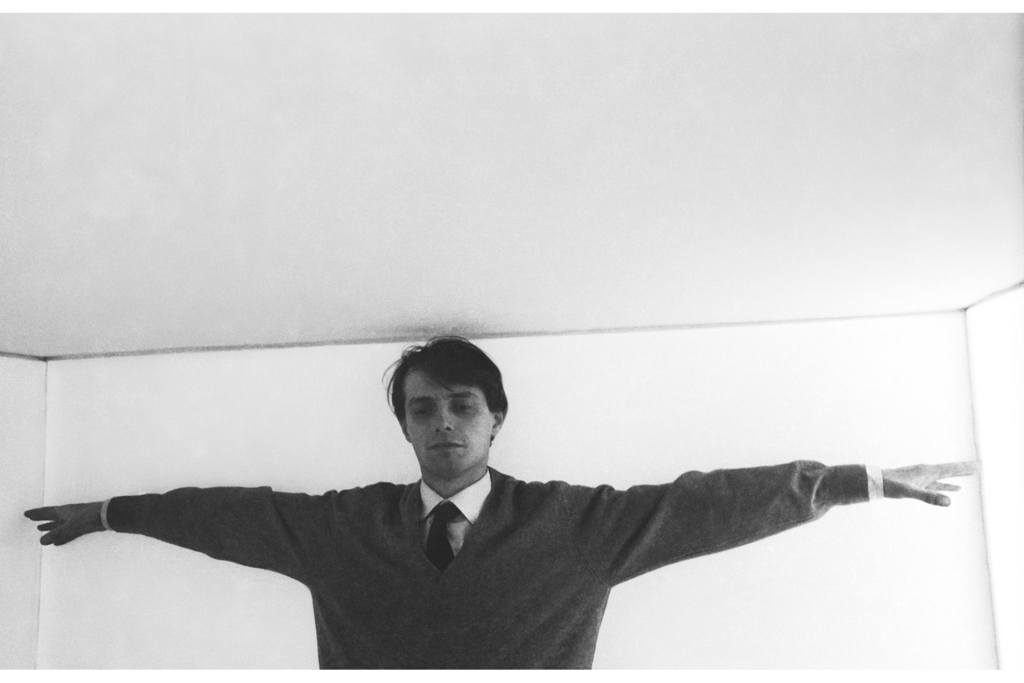 Luciano Fabro, InCubo, Milano, 1966