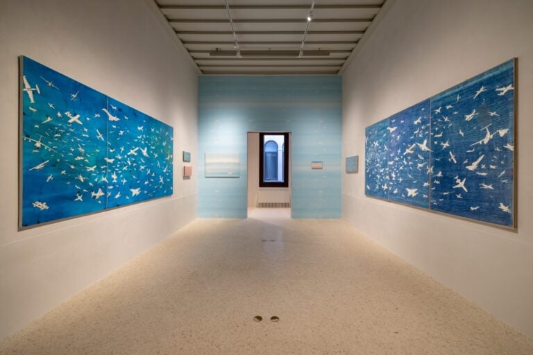 Alighiero Boetti, Veduta della mostra a SMAC Venice (San Marco Art Centre), foto di Nicol&ograve; Miana &copy; Alighiero Boetti, 2026, DACS