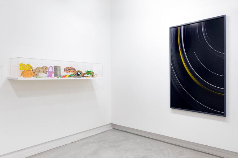 Alice Pedroletti, STUDY FOR A SCULPTURE (Prototypes for an organic city), Sculture di carta e fotografia; Exhibition view - Marignana Arte_ 2019; Foto Enrico Fiorese, Courtesy of the Artist and Marignana Arte