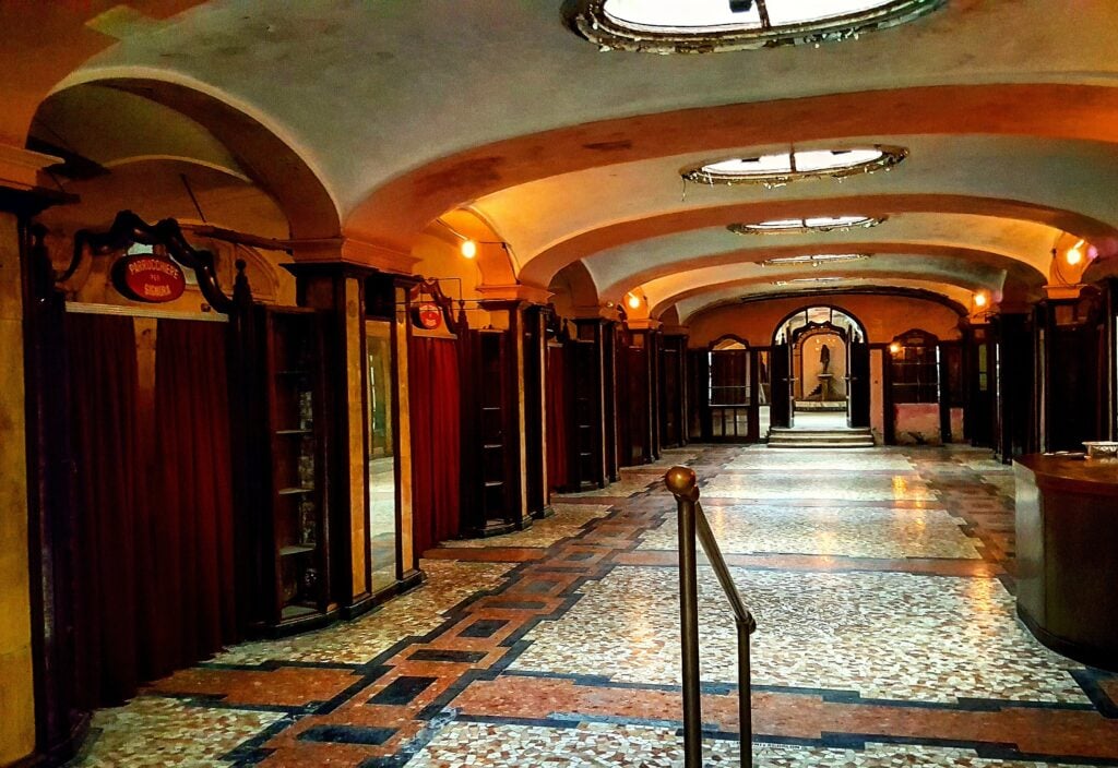 Albergo diurno Venezia. Foto Federico Bernardeschi