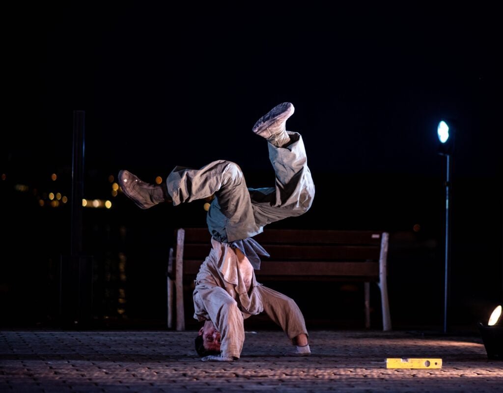 Desvelo, Alejandro Moya, Festival Danza Urbana. Photo F. Meri Santos