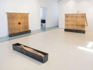 A San Benedetto del Tronto una mostra racconta tutte le possibilità del fare ed esporre arte
