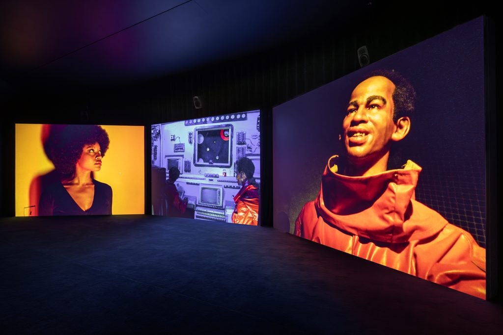 Installation view della mostra di Isaac Julien da gres art 671. Ph: Diego De Pol