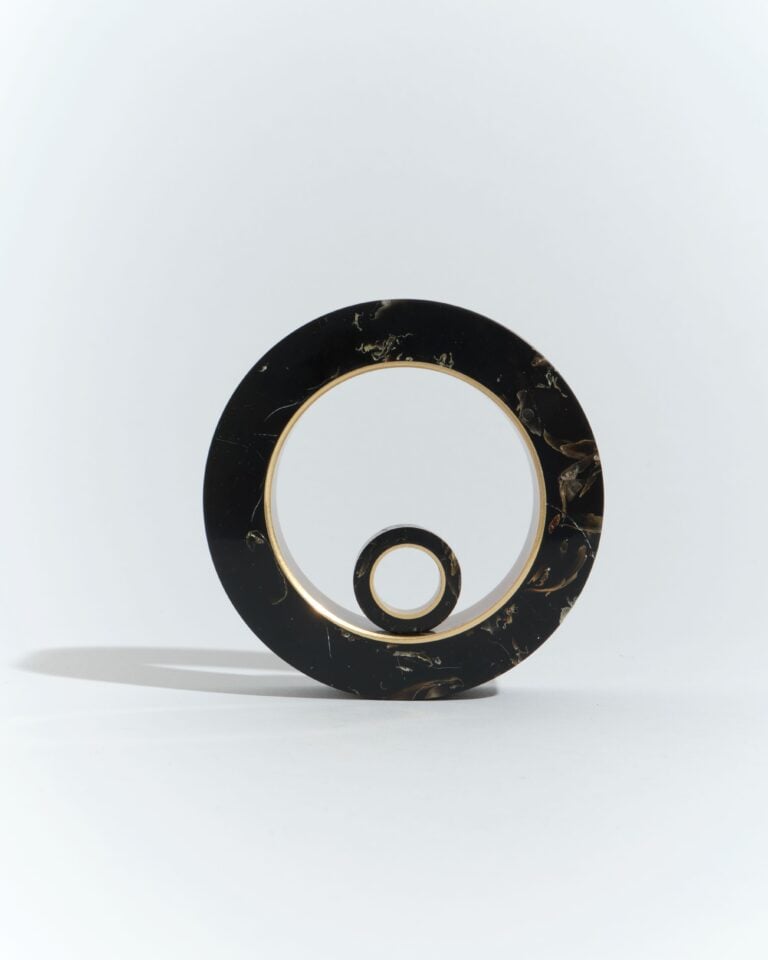 JEWELLERY WAS NEVER INNOCENT Marcin Rusak &copy;Bianca Cedrone