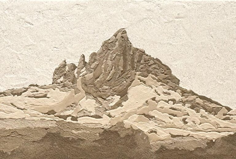 Massimo Catalani - L4. Dalla sabbia alle montagne 02 (Becco di Mezzod&igrave;), 2026, marmo di Carrara, terra, dolomia di Cortina, sale fotoluminescente, 25 x 37 cm